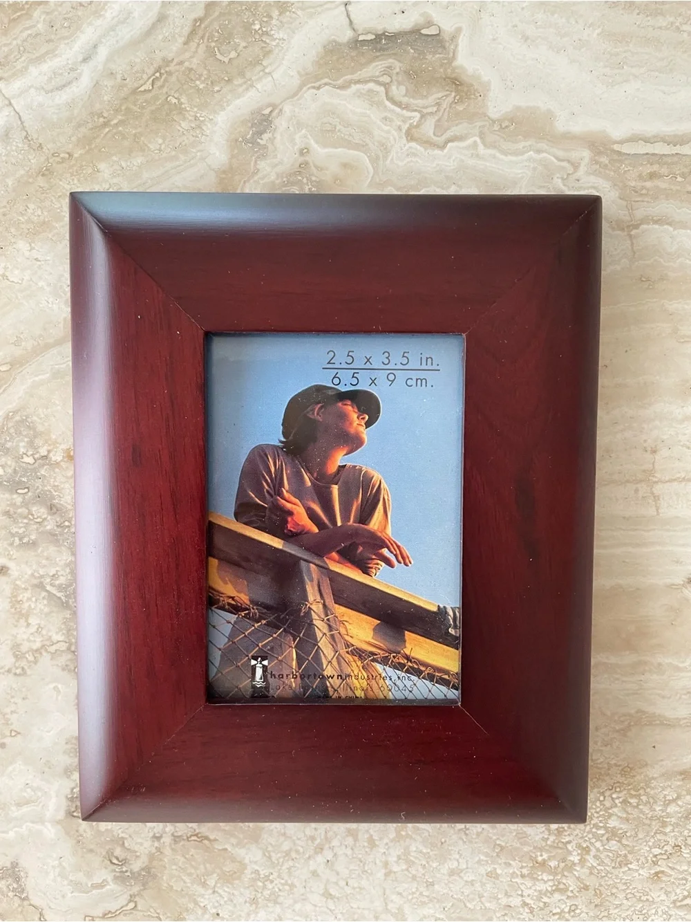 NEW Classic Wood Picture Frame - 2.5 x 3.5 in (6.5 x 9 cm)